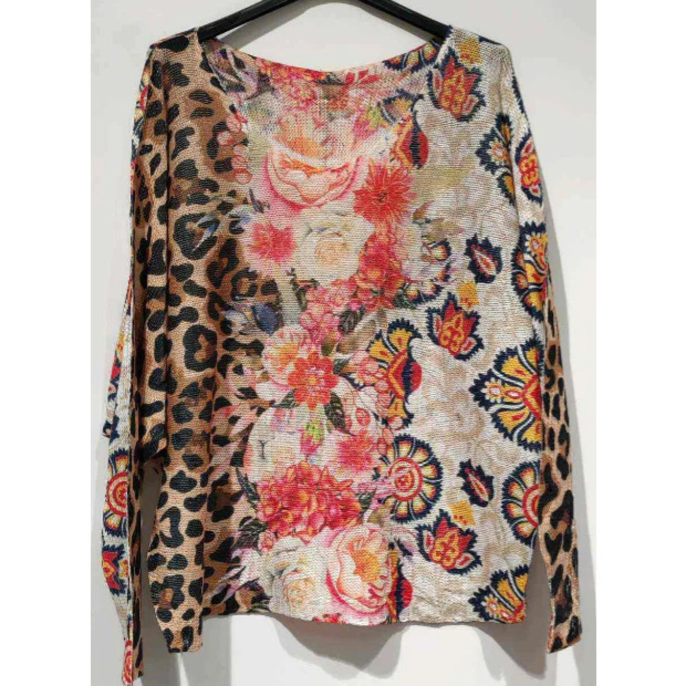 L141 VN LS Loowie Leopard Floral V-Neck Long Sleeve Knit Print Sweater One Size